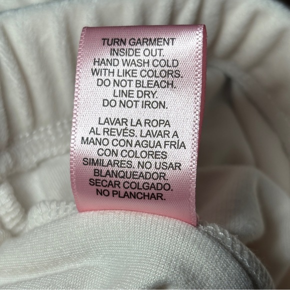 Juicy Couture White Velour Shorts Large NWT Rhinestone Logo Lounge Sleepwear - Picture 6 of 6